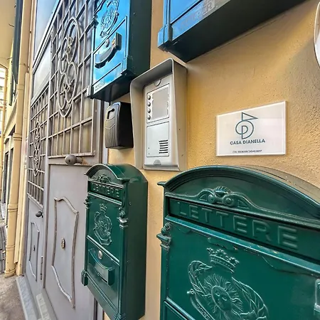 公寓 Casa Dianella 圣雷默